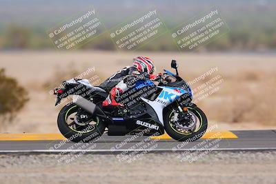 media/Sep-11-2022-SoCal Trackdays (Sun) [[81b7e951af]]/Turn 7 (1145am)/